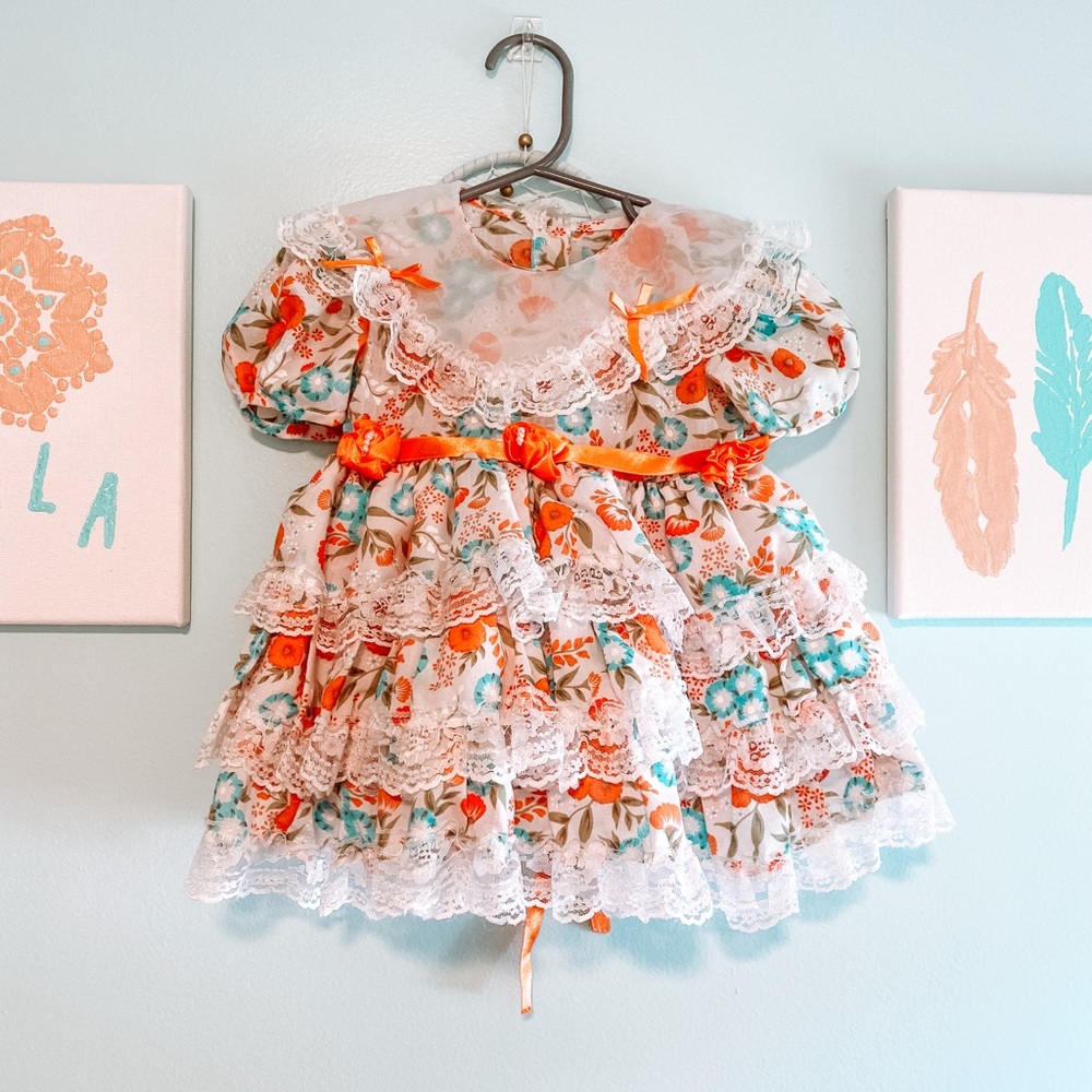 Vintage Babygirl’s dress bundle (6-9months)